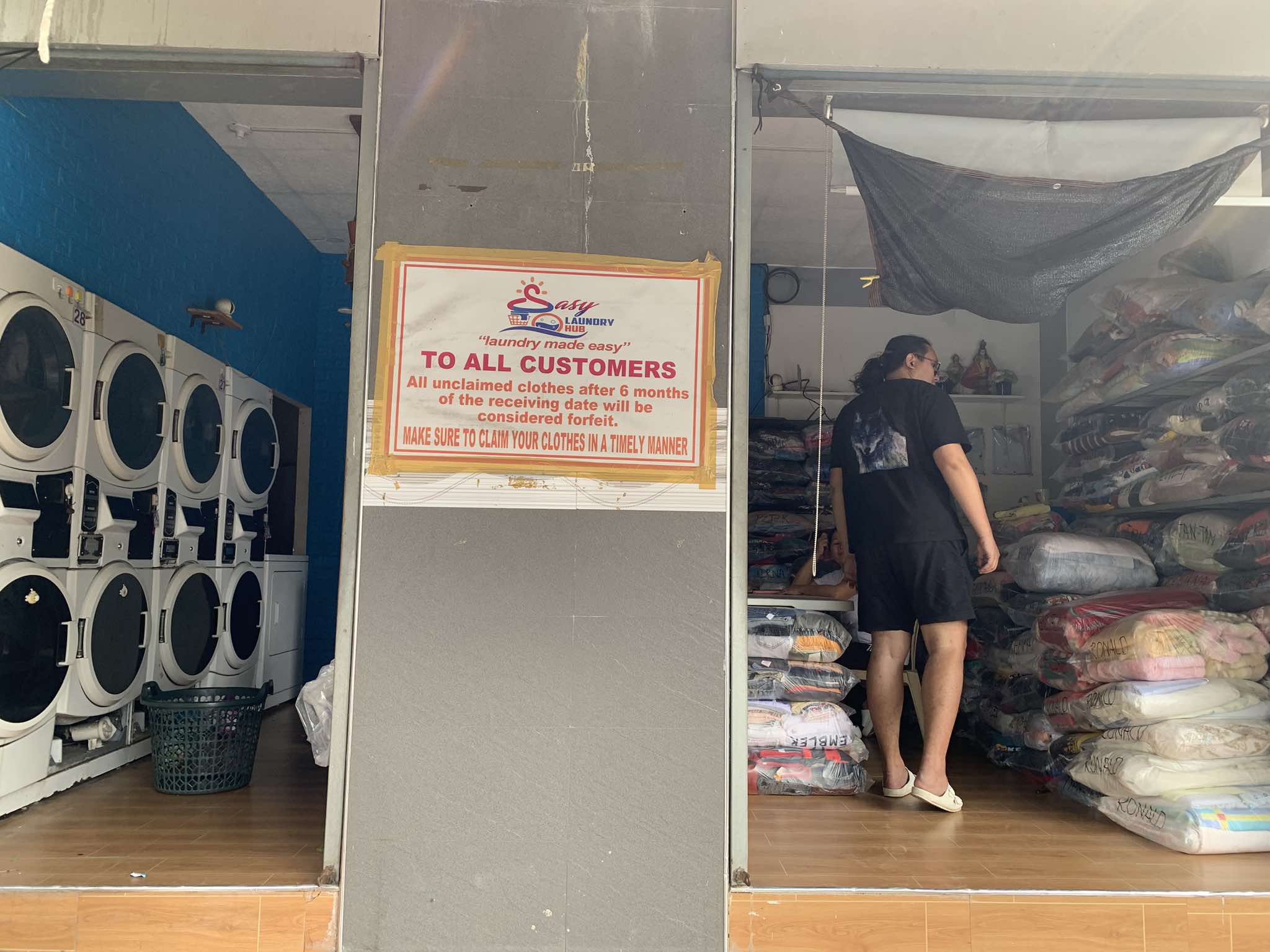 Sasy Laundry Hub Interior